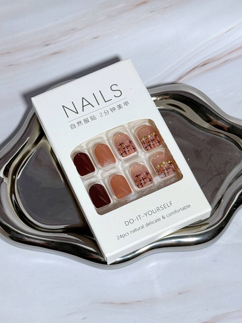 NL1001 DIY Press-On Nails （FREE TOOLS & GLUE）