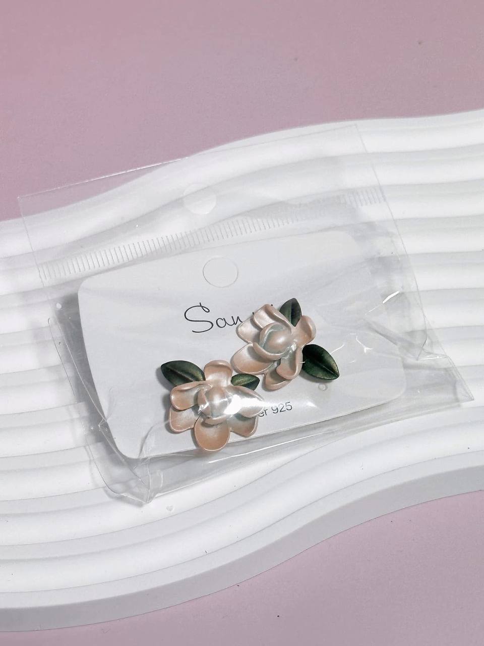 ER1001 Elegant Earrings