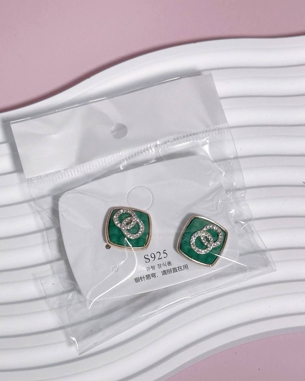 ER1002 Elegant Earrings