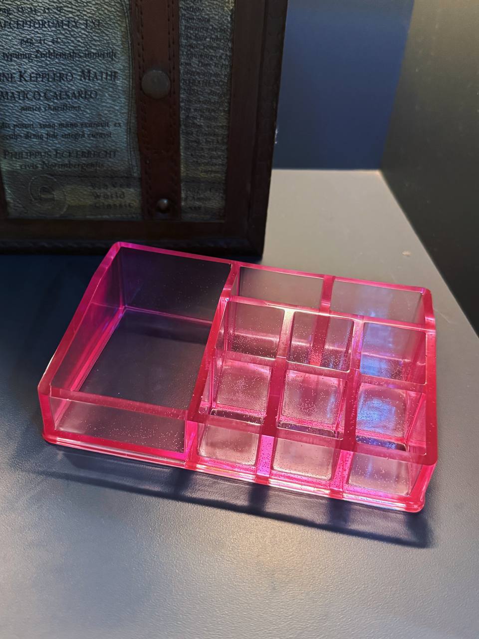 ZB1005 Elegant Lipstick Storage Box
