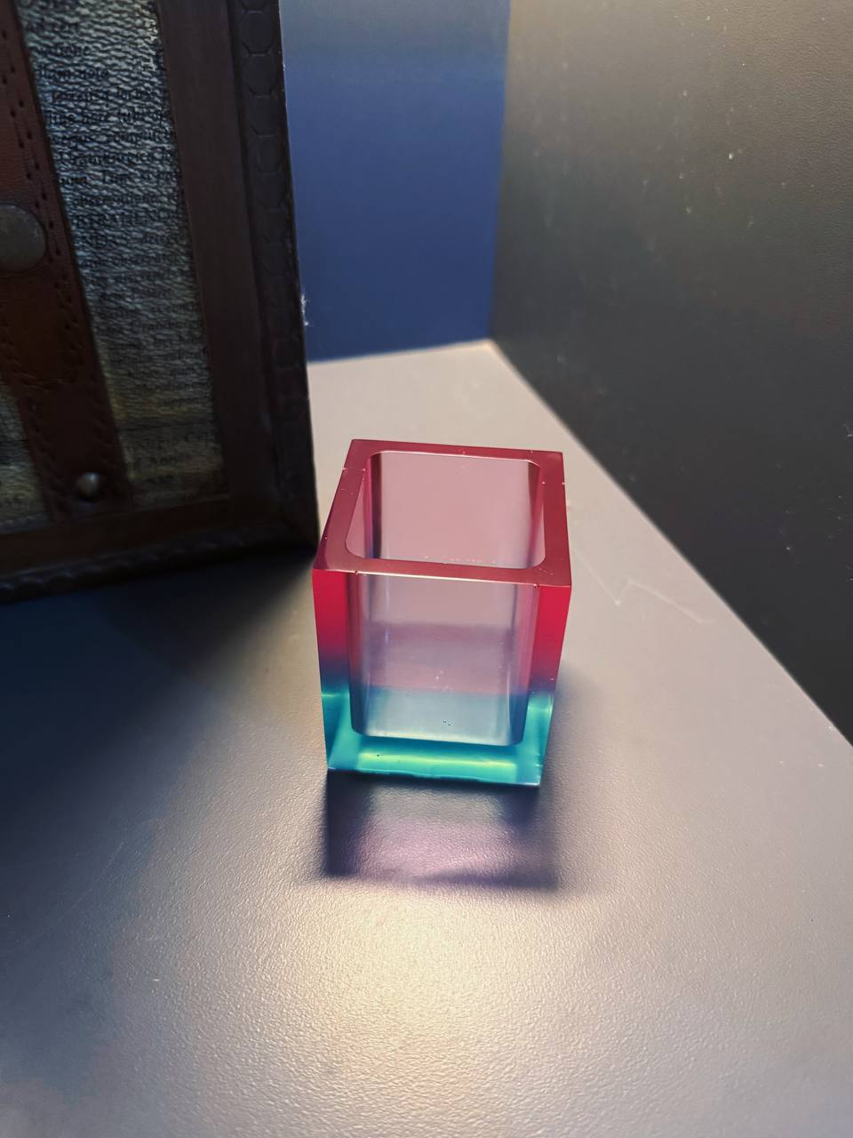 ZB1007 Modern Desk Pen Holder