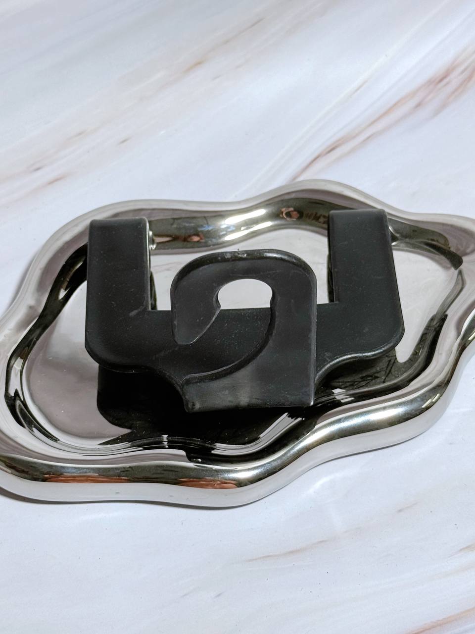 DZ1007 Car Multifunction Phone Holder & Seat Back Hook