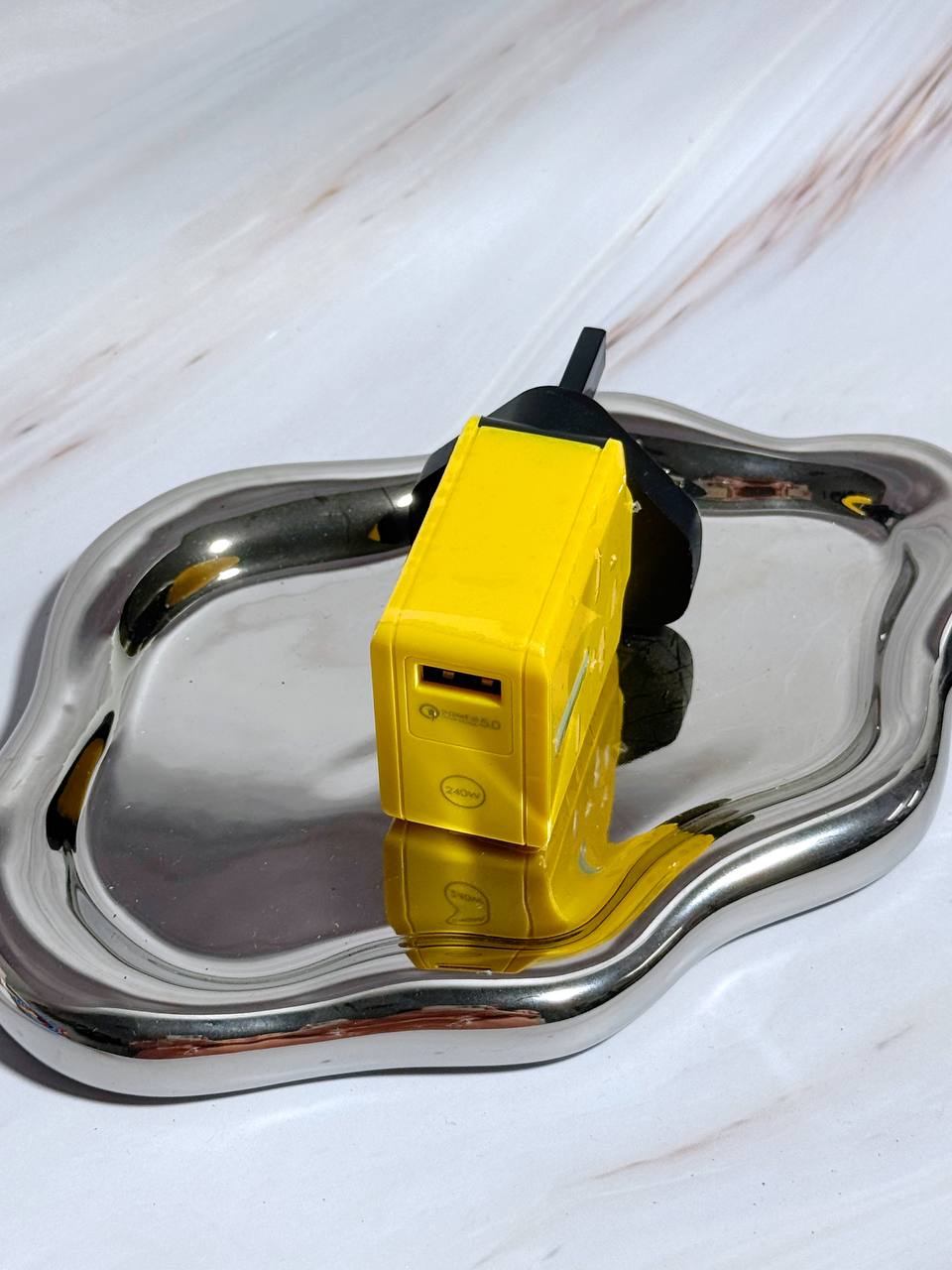 DZ1008 240W Super Fast Charger Adapter – USB (Yellow)