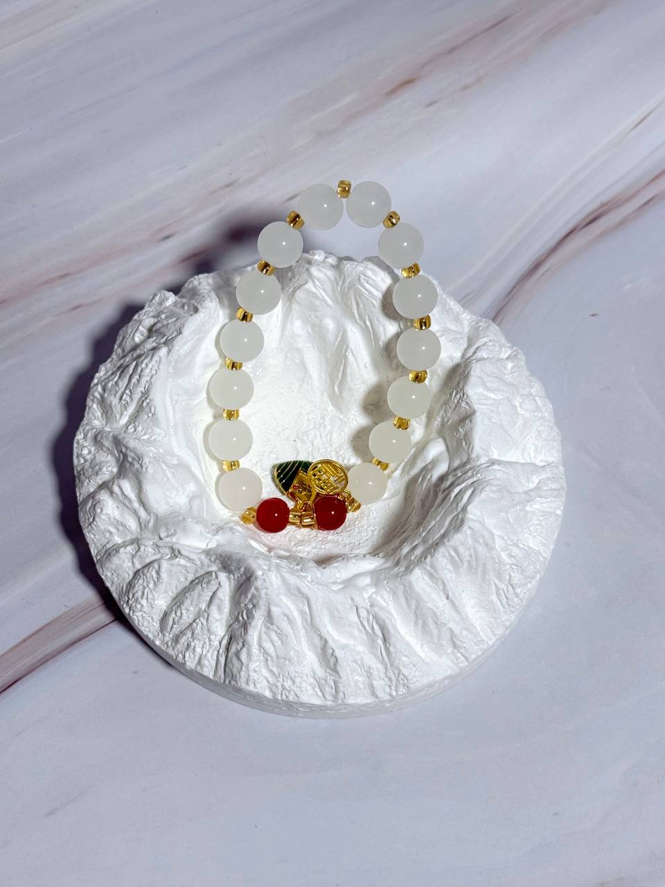 BC1002 Elegant Crystal Glass Beaded Bracelet