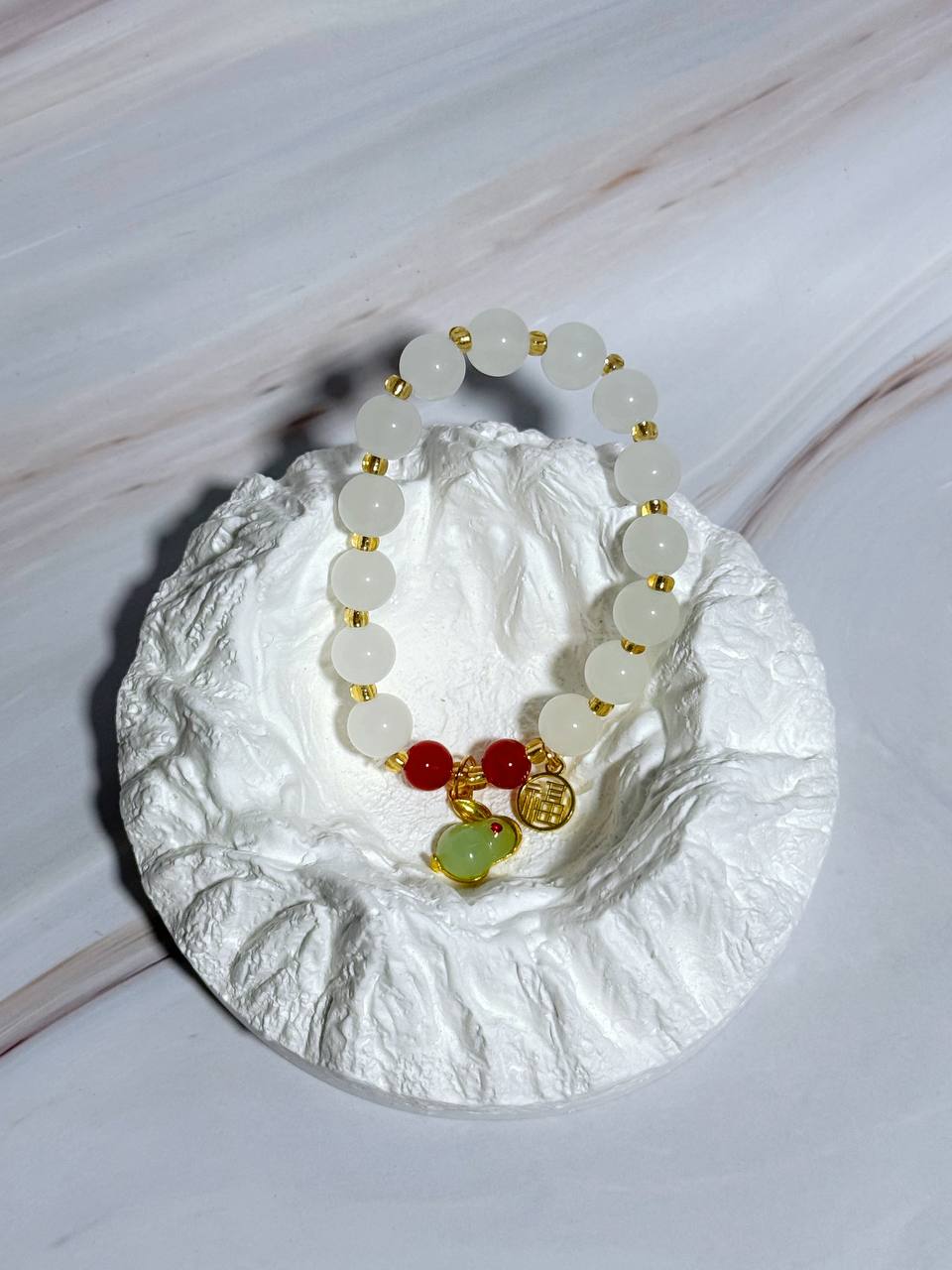 BC1002 Elegant Crystal Glass Beaded Bracelet