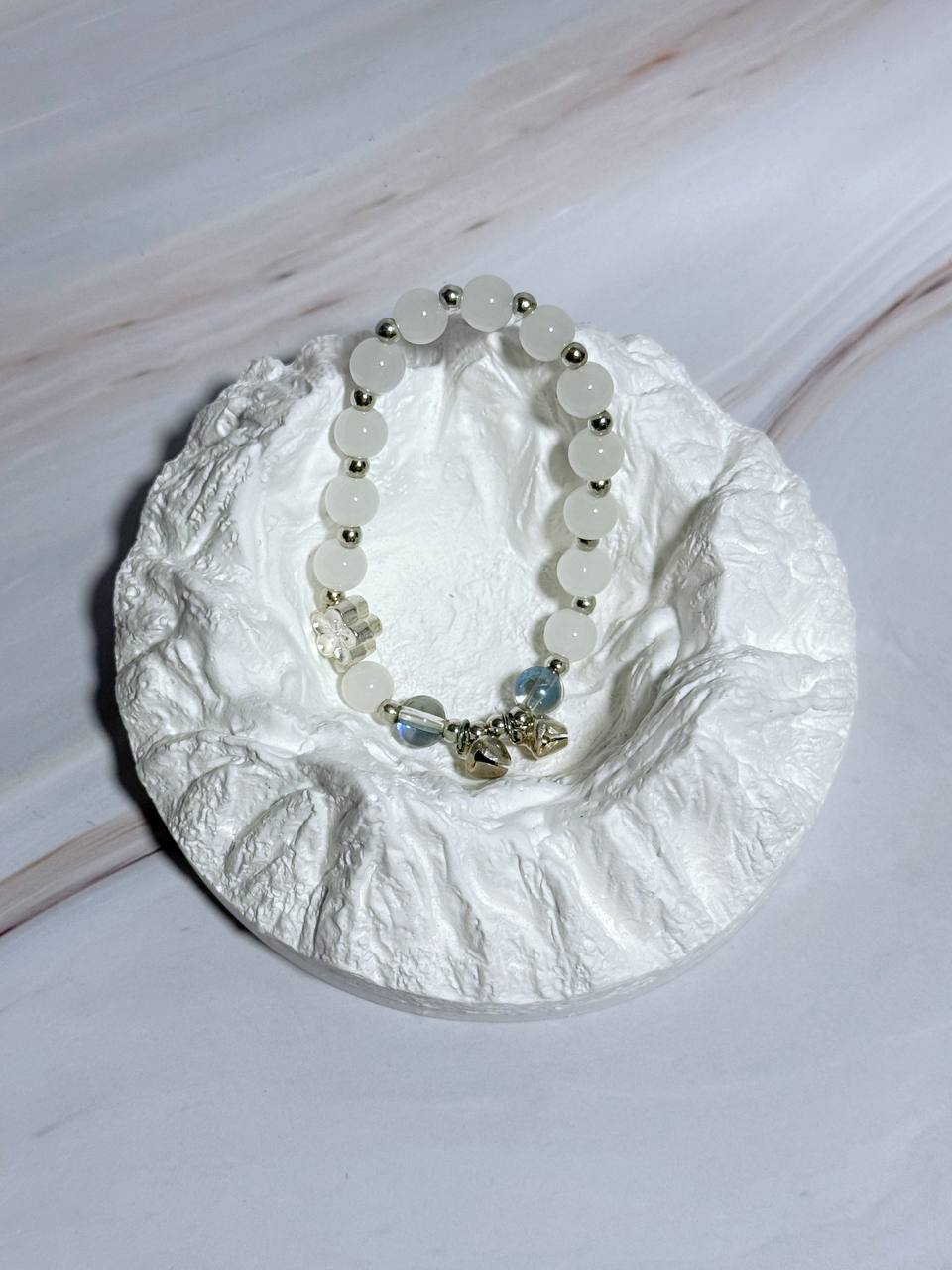 BC1002 Elegant Crystal Glass Beaded Bracelet