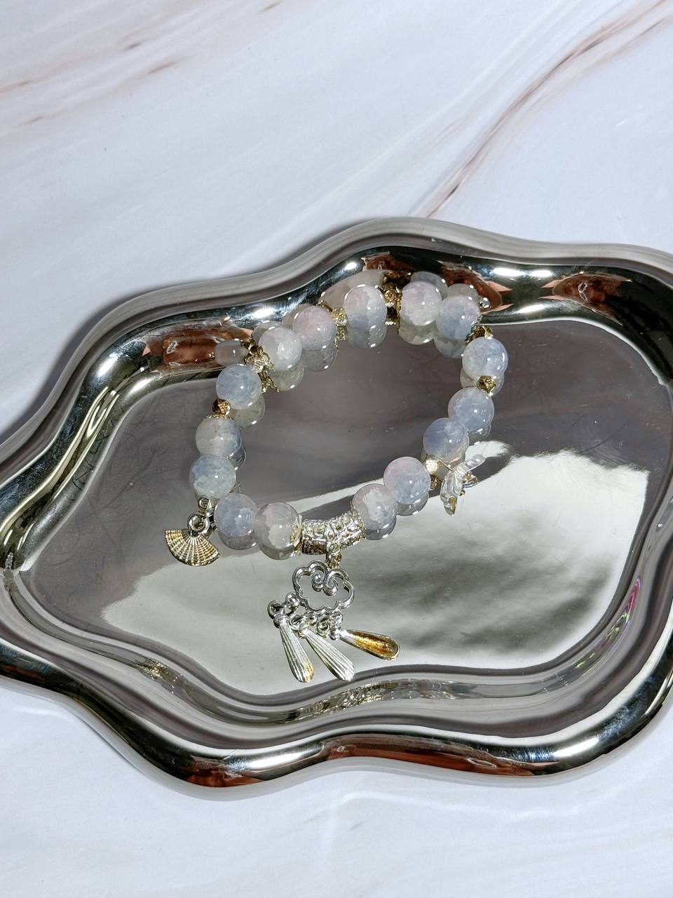 BC1001 Elegant Crystal Glass Beaded Bracelet