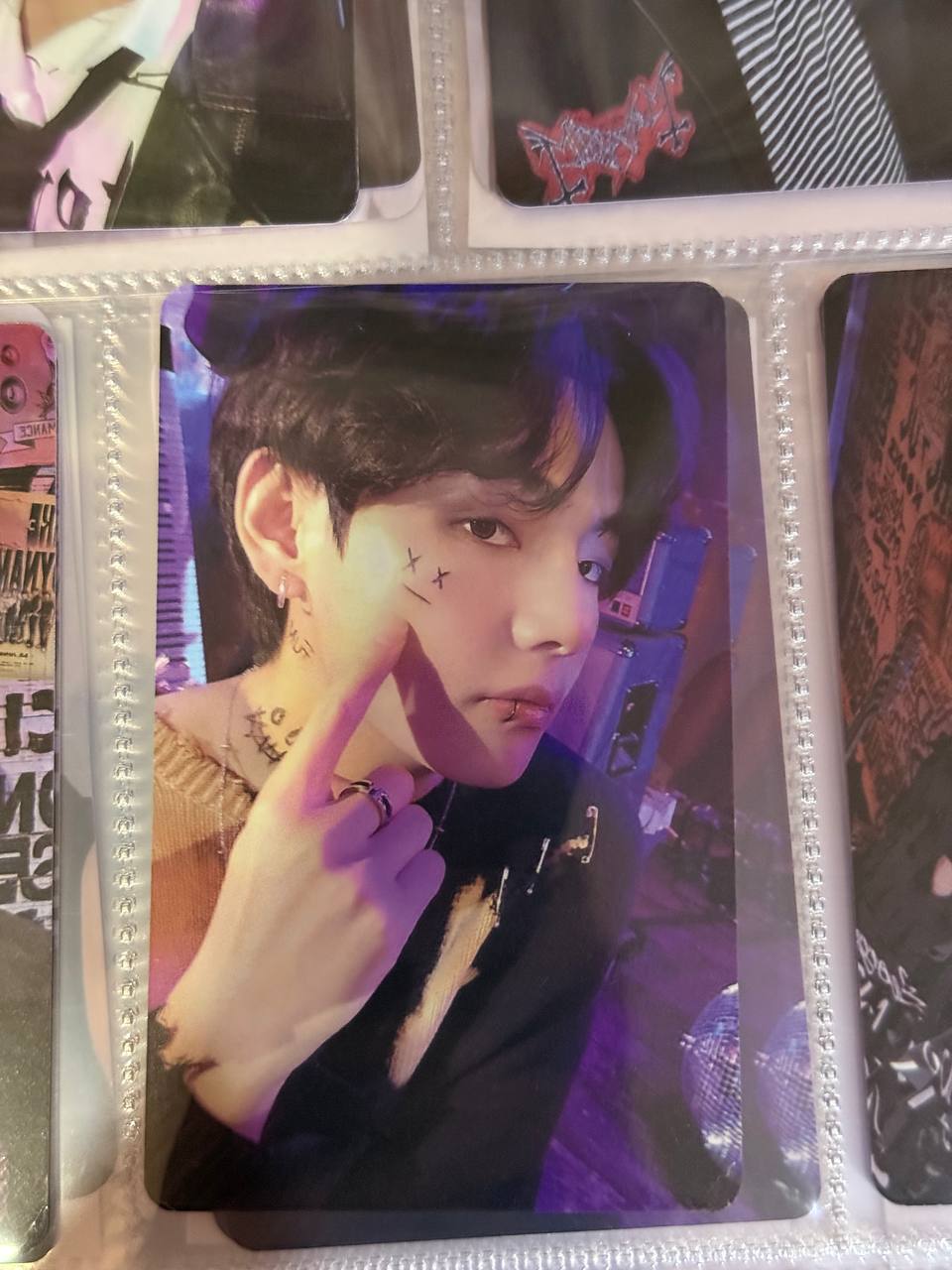 KP1009 BTS SEASON GREETING 2022 OFFICIAL PHOTO CARD