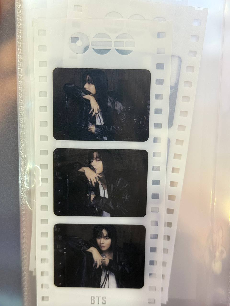 KP1015 BTS ARIRANG OFFICIAL BOOKMARK